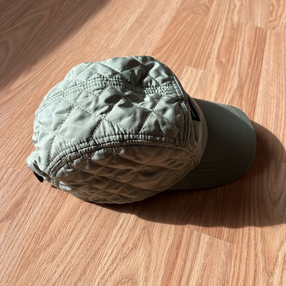 New Balance Baseball Hat - Picture 3 of 5